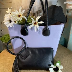 Versa Tote - XL w/black straps & hobo style Wristlet (vegan leather)